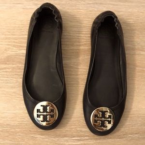Tory Burch Minnie Travel Ballet Gold Metal Logo Size 8 great condition